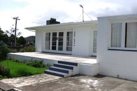 Photo of property in 15 Gloucester Road, Manurewa, Auckland, 2102