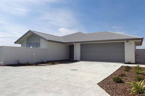 Photo of property in 51 Koura Drive, Rangiora, 7400