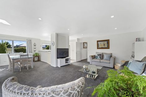 Photo of property in 8 Robertson Court, Cromwell, 9310