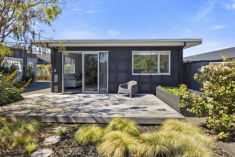 Photo of property in 75 Links Drive, Waiwhakaiho, New Plymouth, 4312