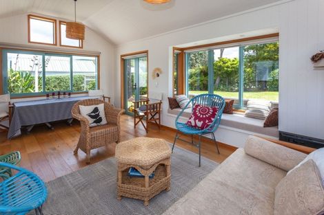 Photo of property in 143 Bambury Place, Onemana, Whangamata, 3691