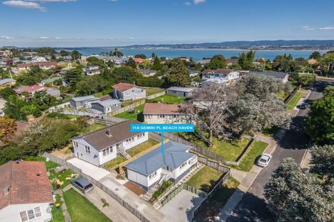 Photo of property in 11a Gemini Place, Beach Haven, Auckland, 0626