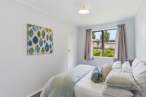 Photo of property in 52 Ruahine Street, Paraparaumu, 5032