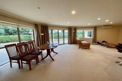 Photo of property in 11 Schopolo Place, Schnapper Rock, Auckland, 0632