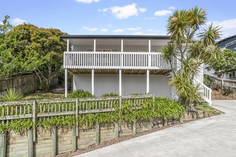 Photo of property in 18 Ian Marwick Place, Birkenhead, Auckland, 0626