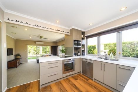 Photo of property in 10 Frimley Street, Awapuni, Palmerston North, 4412