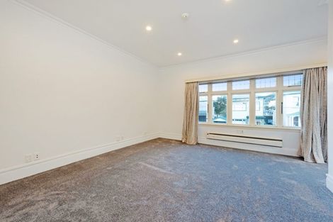 Photo of property in 8 Park Street, Thorndon, Wellington, 6011
