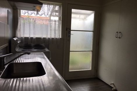 Photo of property in 28 Landscape Road, Papatoetoe, Auckland, 2025