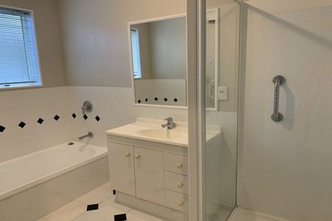 Photo of property in 5 Angel Way, Stanmore Bay, Whangaparaoa, 0932