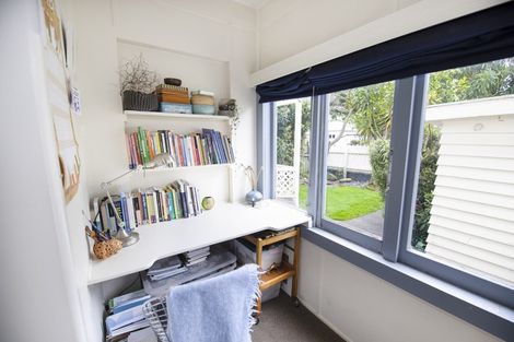 Photo of property in 27 Carnell Street, Napier South, Napier, 4110