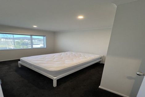 Photo of property in 36 Whareatua Avenue, Takanini, 2112