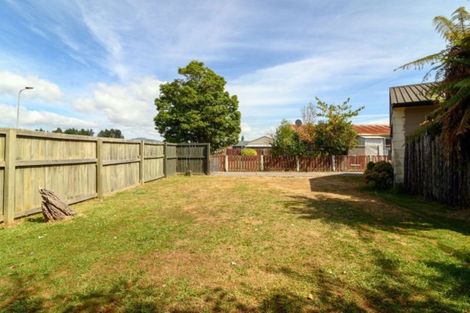 Photo of property in 69 Pohutukawa Drive, Owhata, Rotorua, 3010