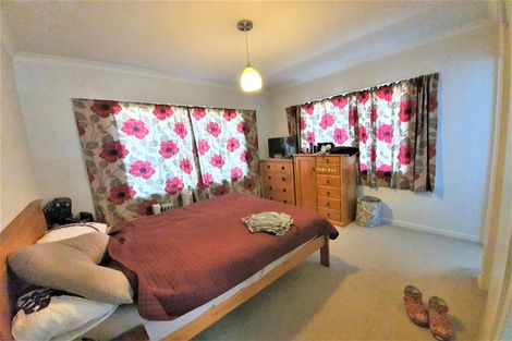 Photo of property in 4d Benzie Avenue, Wallaceville, Upper Hutt, 5018