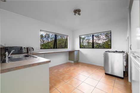 Photo of property in 266 Kempthorne Road, Russell, 0272