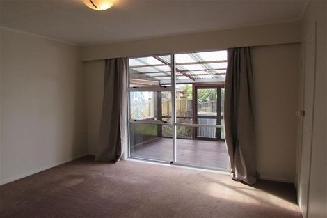Photo of property in 73 Jaemont Avenue, Te Atatu South, Auckland, 0610