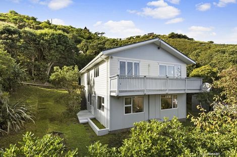 Photo of property in 13a Bristol Street, Island Bay, Wellington, 6023