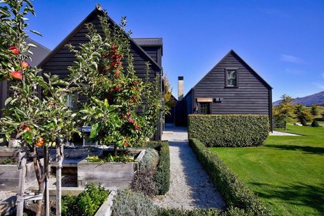 Photo of property in 10 Baird Lane, Lake Hayes, Queenstown, 9371