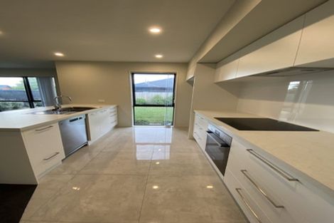 Photo of property in 33 Fearne Drive, Woodend, 7610