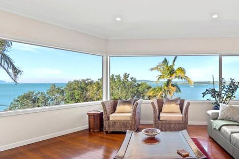 Photo of property in 108 Beach Road, Onerahi, Whangarei, 0110