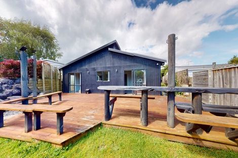 Photo of property in 90 Treadwell Street, Springvale, Whanganui, 4501