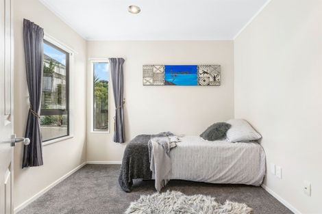 Photo of property in 24 Saint Ives Drive, Camborne, Porirua, 5026