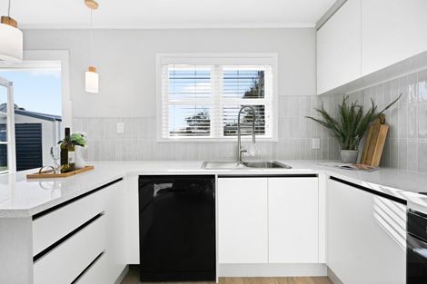 Photo of property in 92 Silverdale Road, Silverdale, Hamilton, 3216