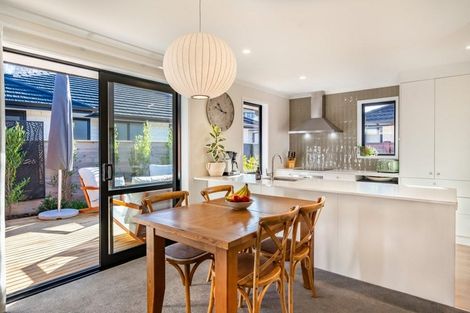 Photo of property in 30 Martingale Drive, Whitby, Porirua, 5024