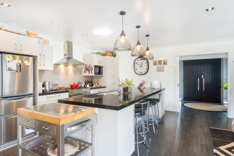 Photo of property in 27 Norfolk Drive, Cambridge, 3434