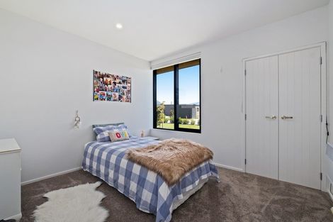 Photo of property in 19 Stackbrae Avenue, Wanaka, 9305