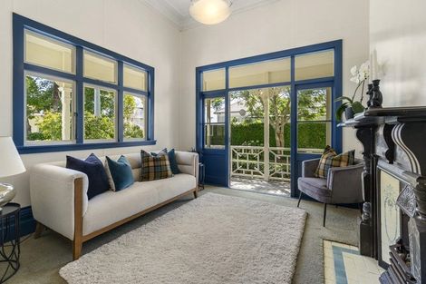 Photo of property in 5 Mozeley Avenue, Devonport, Auckland, 0624