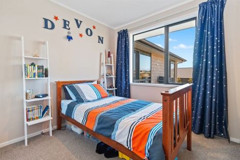 Photo of property in 3 Lakeside Terrace, Omokoroa, 3114