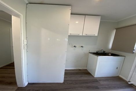 Photo of property in 7 Hamblyn Place, Ranui, Auckland, 0612