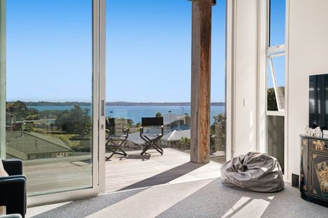 Photo of property in 9 Siesta Terrace, Gulf Harbour, Whangaparaoa, 0930