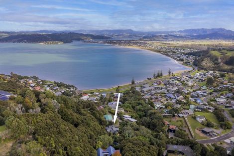 Photo of property in 5b Pohutukawa Grove, Whitianga, 3510