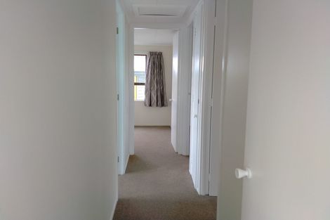 Photo of property in 25 Jeffares Place, Taradale, Napier, 4112