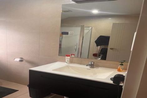 Photo of property in 9 Keating Rise, Northcross, Auckland, 0632