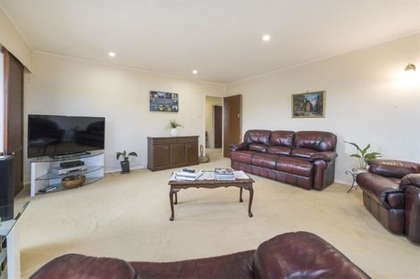 Photo of property in 12 Freyberg Street, Feilding, 4702