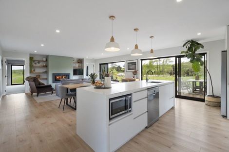 Photo of property in 336 Valley Road, Colyton, 4775