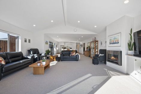 Photo of property in 17b Otonga Road, Springfield, Rotorua, 3015