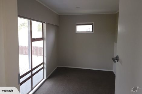 Photo of property in 43 Ngatai Road, Otumoetai, Tauranga, 3110