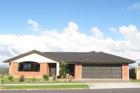 Photo of property in 14 Rathmar Drive, Manurewa, Auckland, 2105