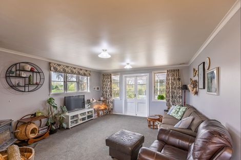 Photo of property in 314 White Road, Waipawa, Otane, 4277