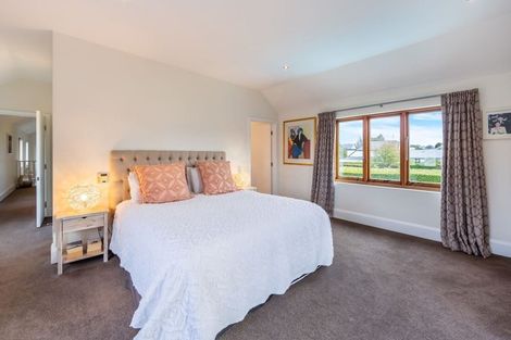 Photo of property in 27 Wroxton Terrace, Merivale, Christchurch, 8014