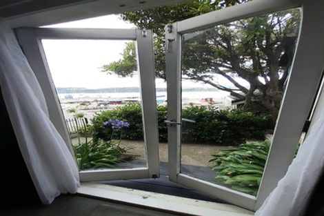 Photo of property in 458 Evans Bay Parade, Hataitai, Wellington, 6021