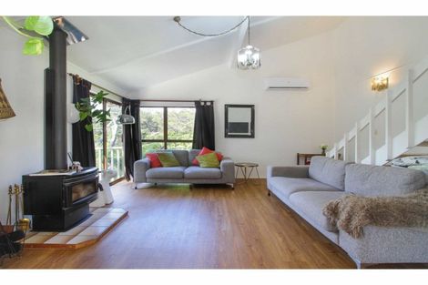 Photo of property in 2/39 Brunton Place, Glenfield, Auckland, 0629