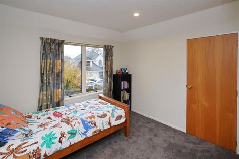 Photo of property in 3 Oaktree Lane, Bishopdale, Christchurch, 8053