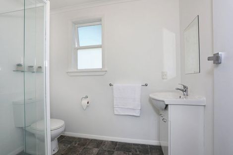 Photo of property in 3b Wellington Street, Feilding, 4702