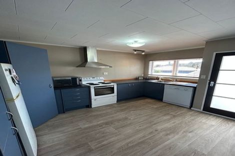 Photo of property in 33 Riwai Street, Paraparaumu, 5032