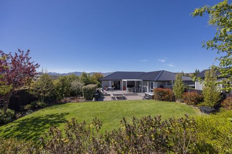 Photo of property in 43 Kingfisher Crescent, Albert Town, Wanaka, 9305