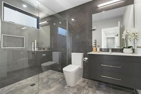 Photo of property in 21 Soudley Court, Jacks Point, Queenstown, 9371